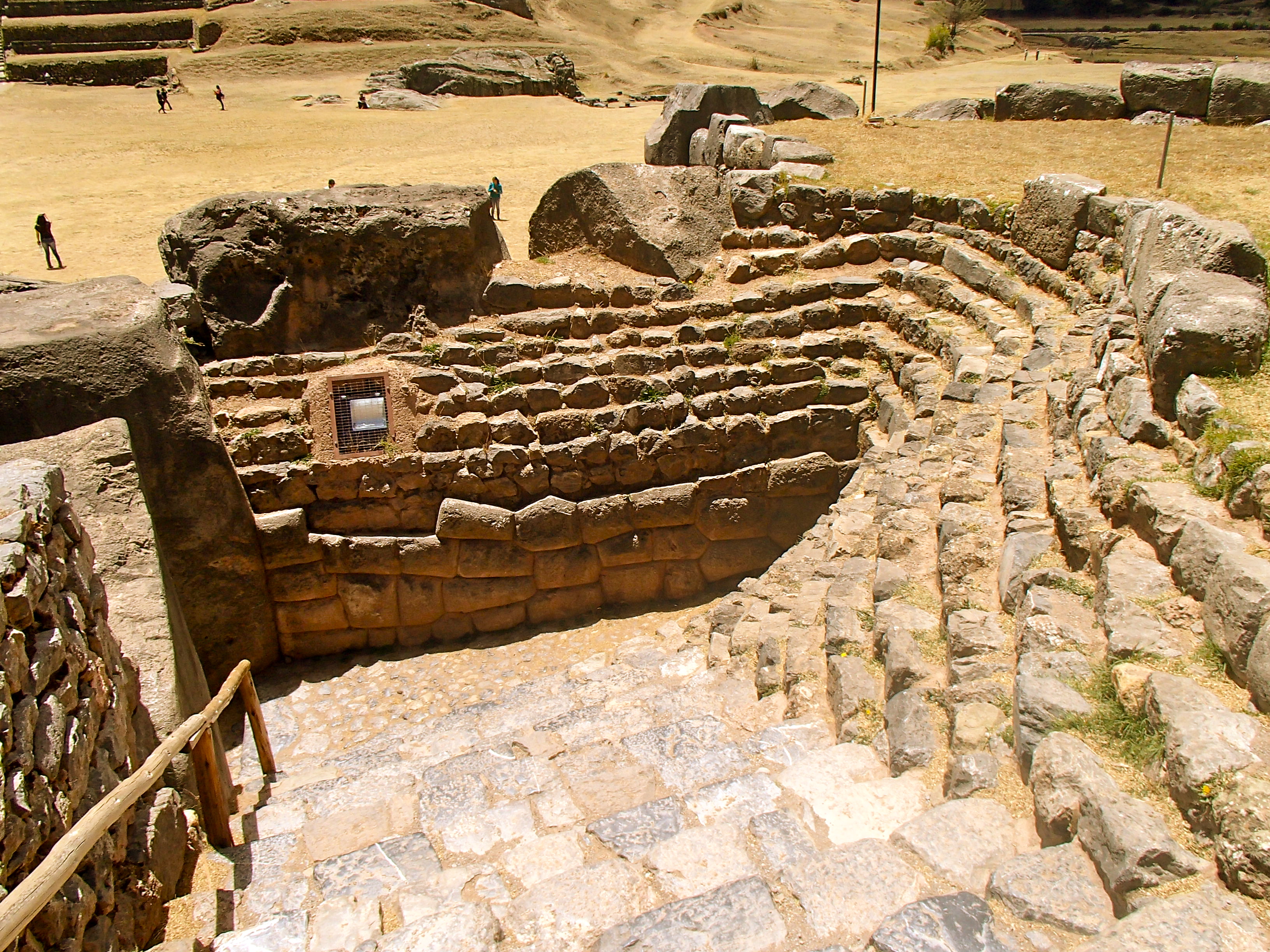 historical sites Sacsawaman in Cusco, peru culture attractions