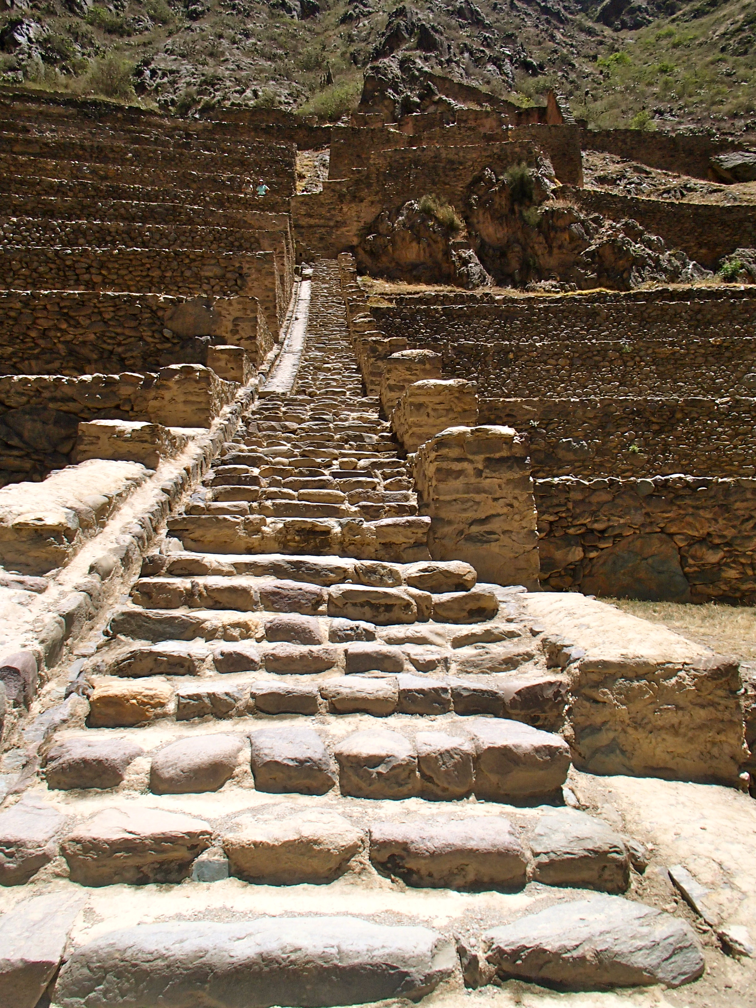 visiting ollantaytambo anciet site cusco peru travel blog best attractions in peru