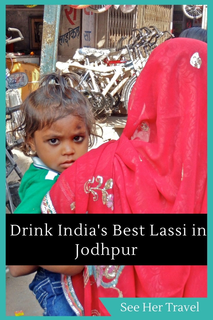 Jodhpur India, the Blue City with thriving Markets, windy streets and the fantastic Mehrangarh Fort is a fantastic place to visit in India, safe and quiet for female travellers and full of great places to stay