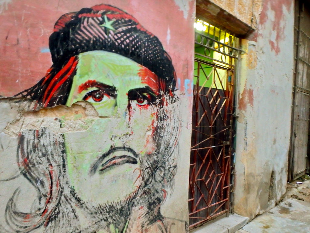 Che guevara street art in Havana Cuba places to photograph cuba art cuba travel blog for solo women travellers