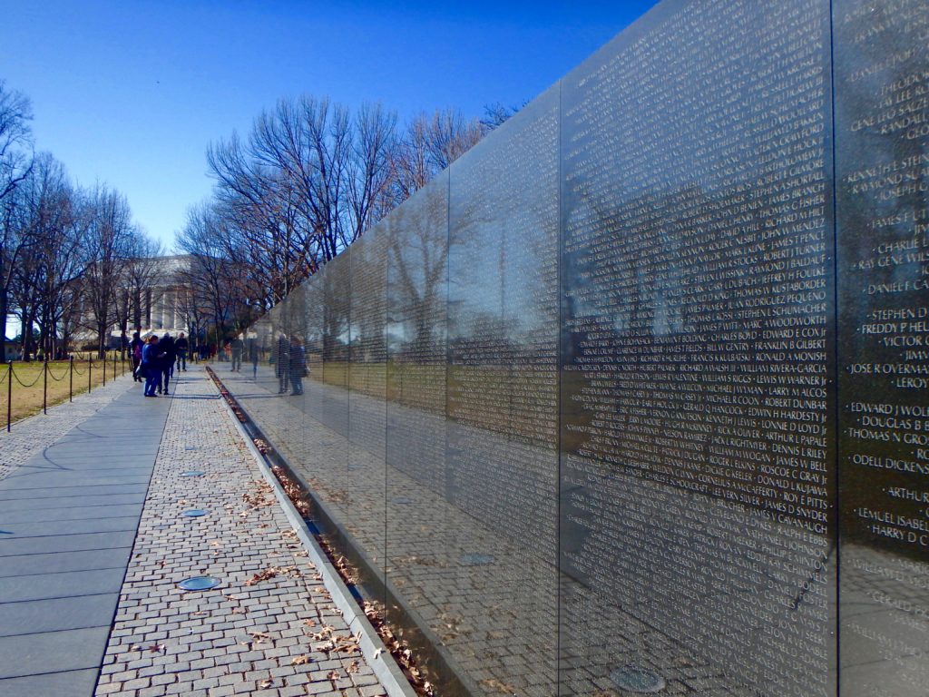 Vietnam Veterans memorial washington DC national mall memorials where to visit in DC